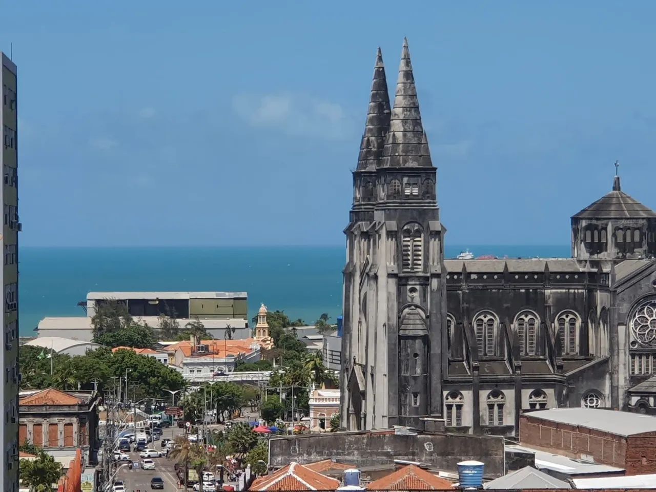 R$ 440,00 SALA NO CENTRO 