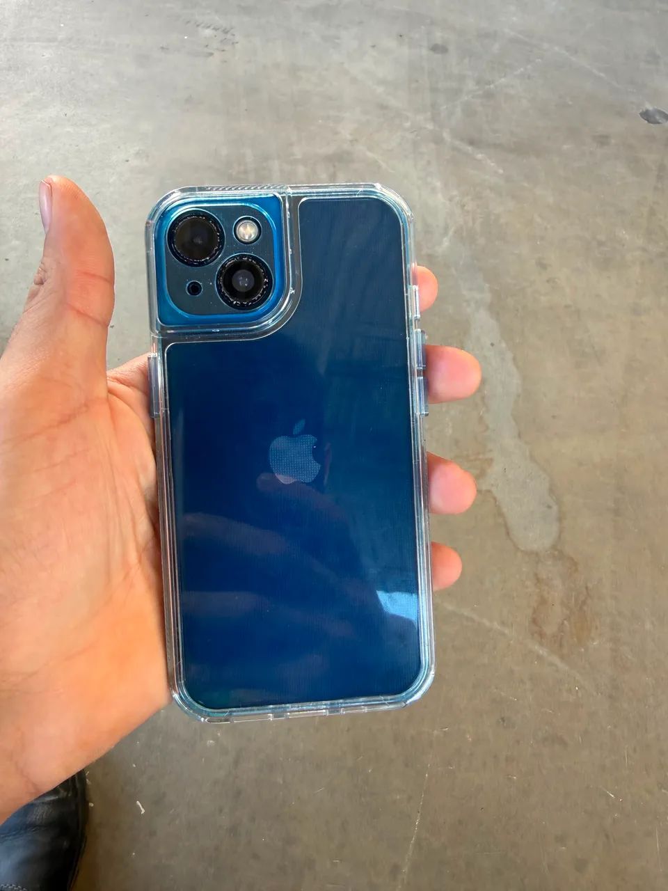 iPhone 13