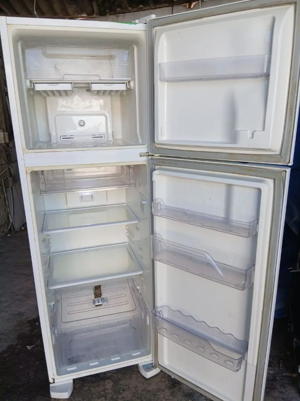 FROST FREE 500 LITROS COM GARANTIA E ENTREGAR 