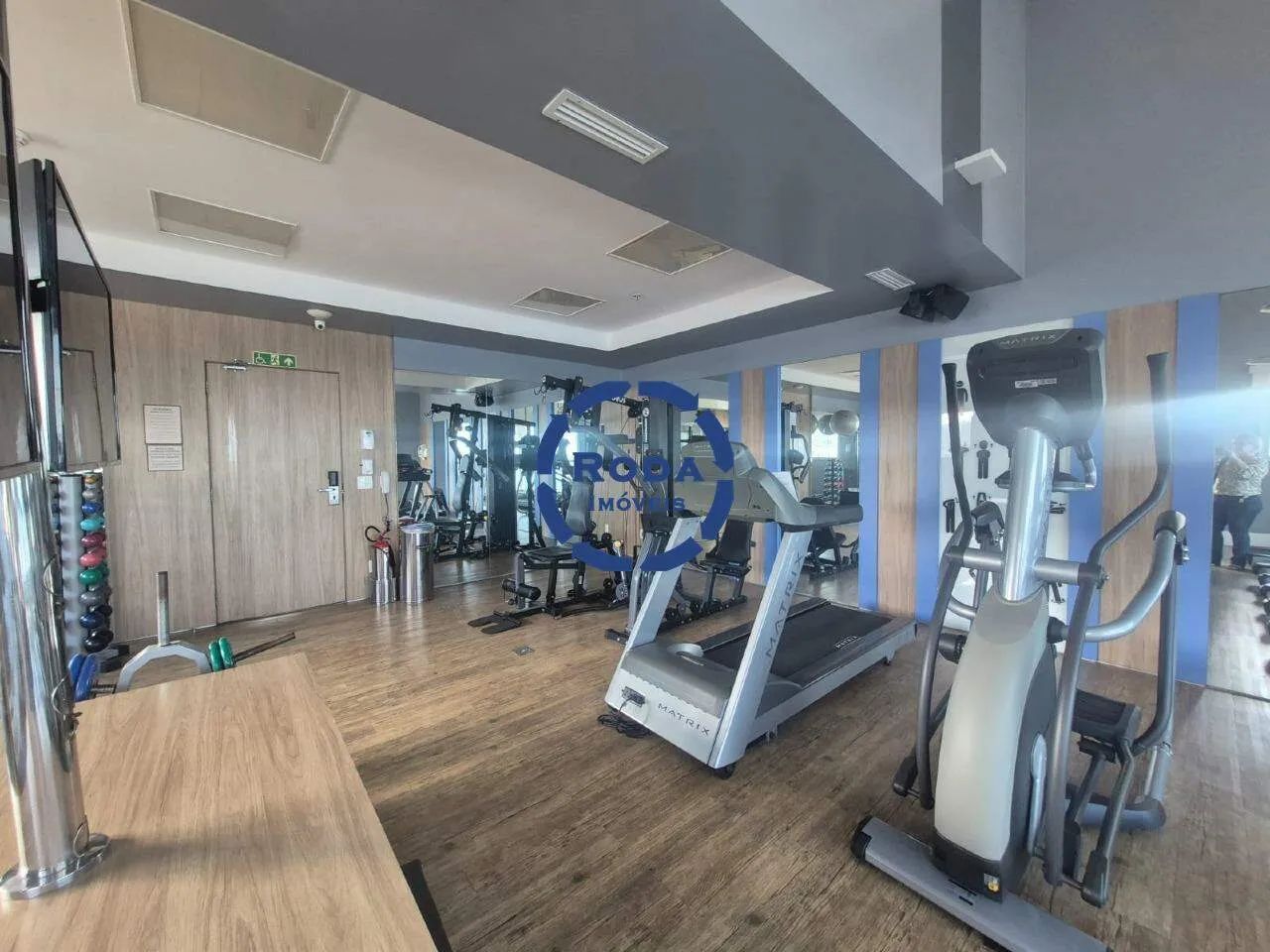 No Gonzaga Apartamento compacto no estilo Studio que combinam conforto e versatilidade.