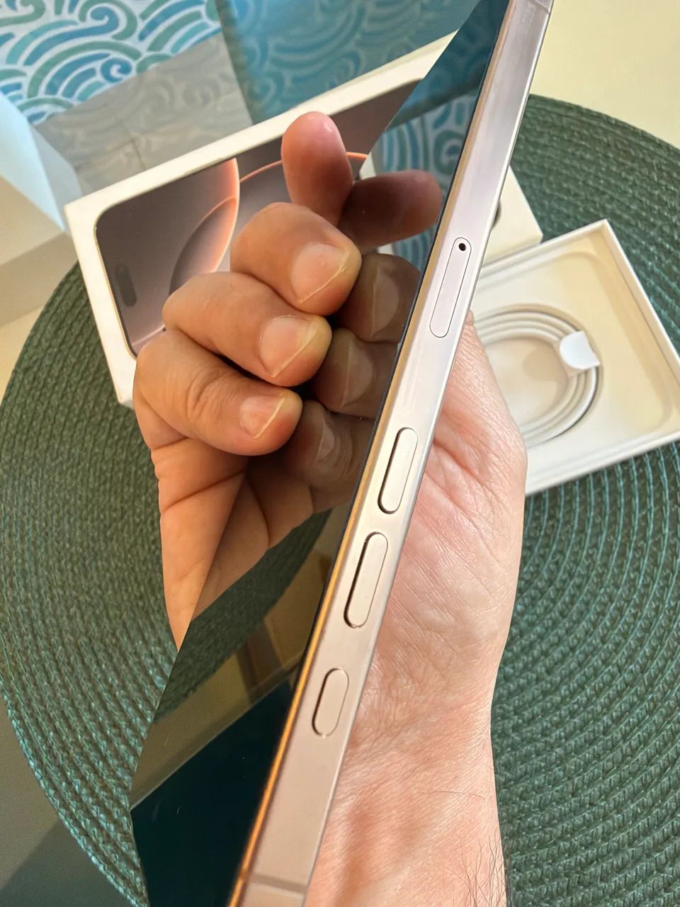 iPhone 16 Pro Max 256gb Desert Titanium - Foto 5