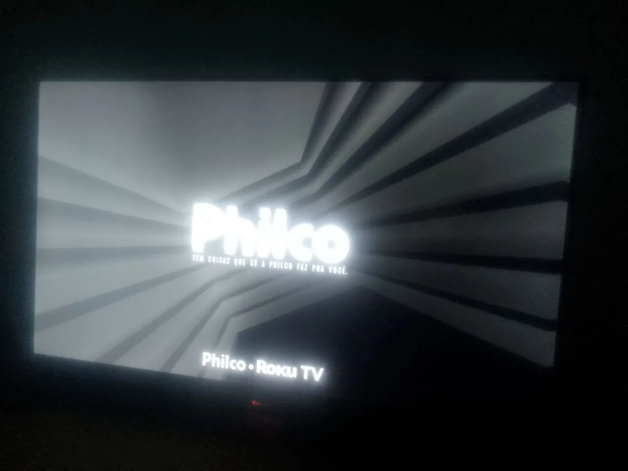 Smart TV Philco 32 polegadas nova com menos de 5 meses de uso,pra vender hoje,sem defeitos