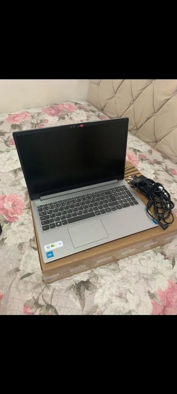 Notebook nunca usado 