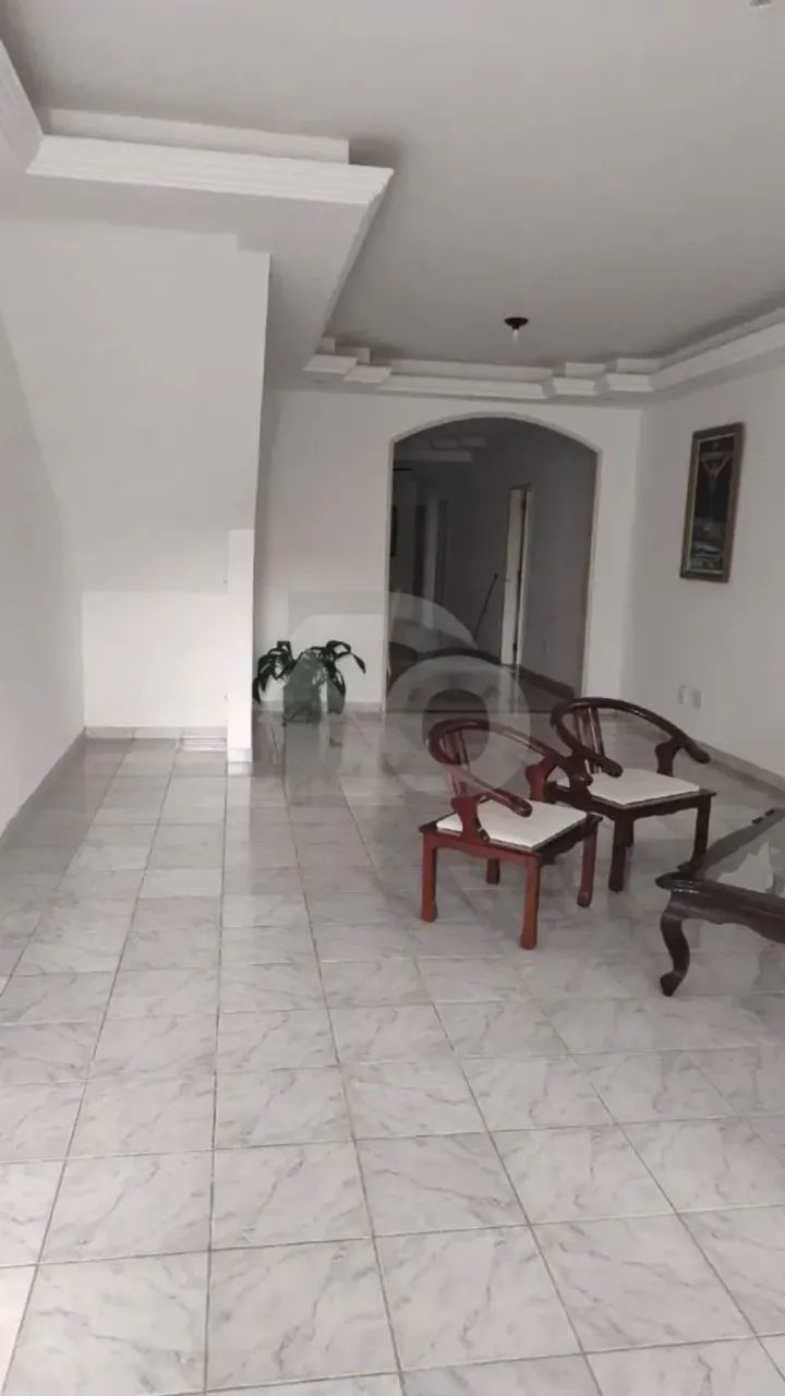 Casa Espaçosa com 600 m² de Terreno e 5 Quartos na Coroa do Meio - Foto 2