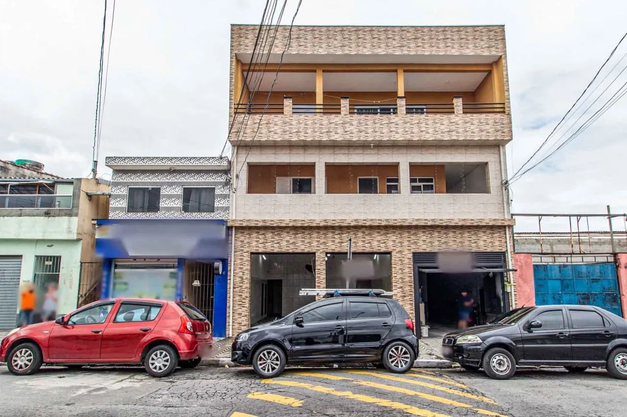 Sobreloja na Avenida Antônio Louzada Antunes, 342  60 m²