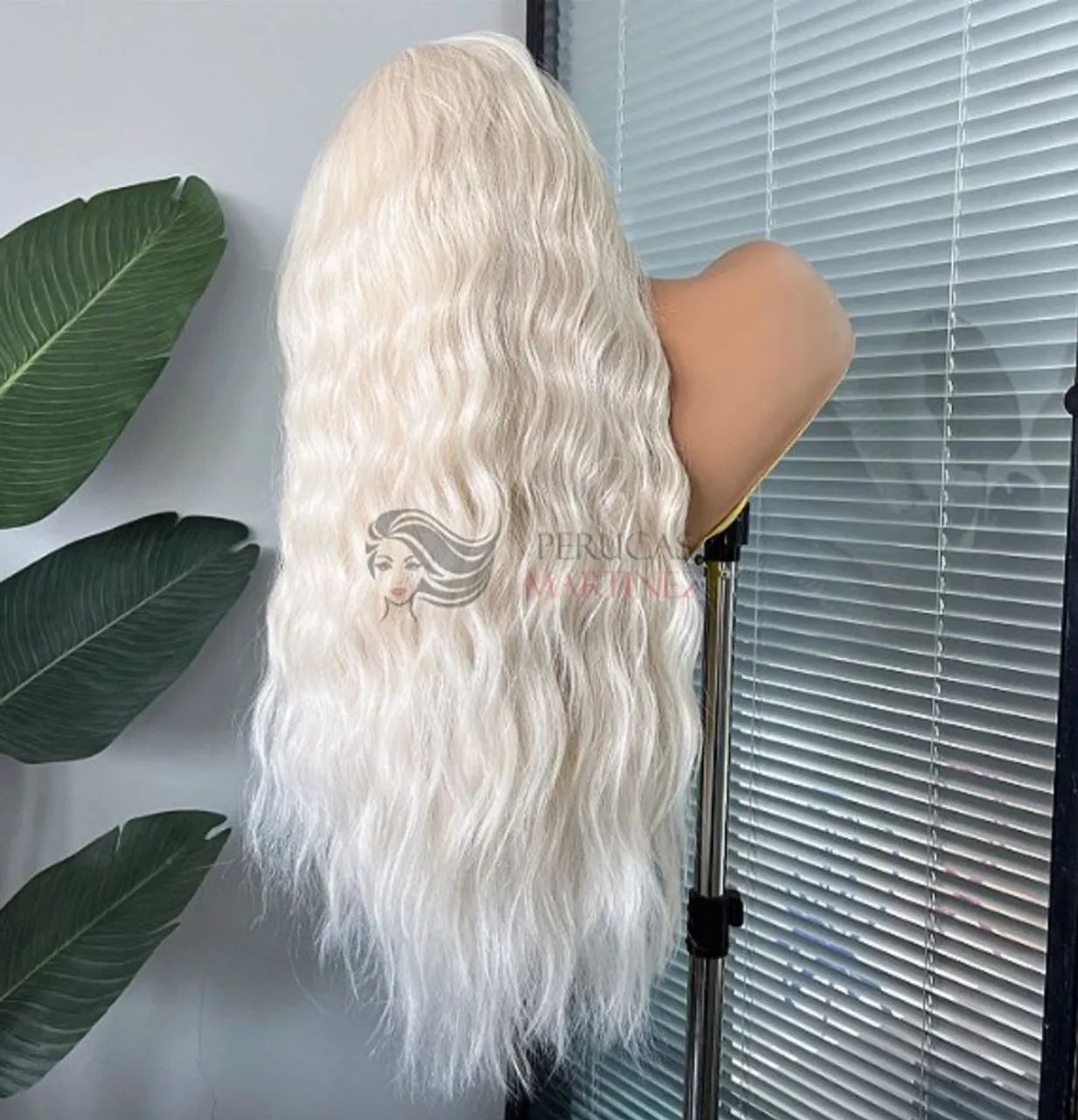 Full lace /katia platinada /70 cm / Perucas Martinez - Foto 2