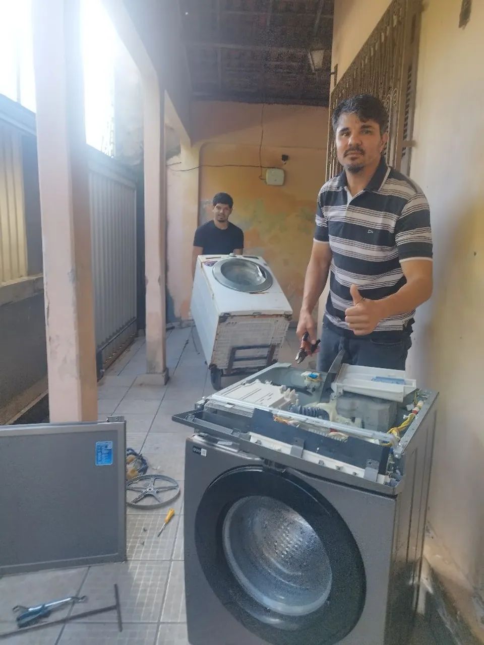 Máquinas Lavar e Secar Roupas - Foto 4