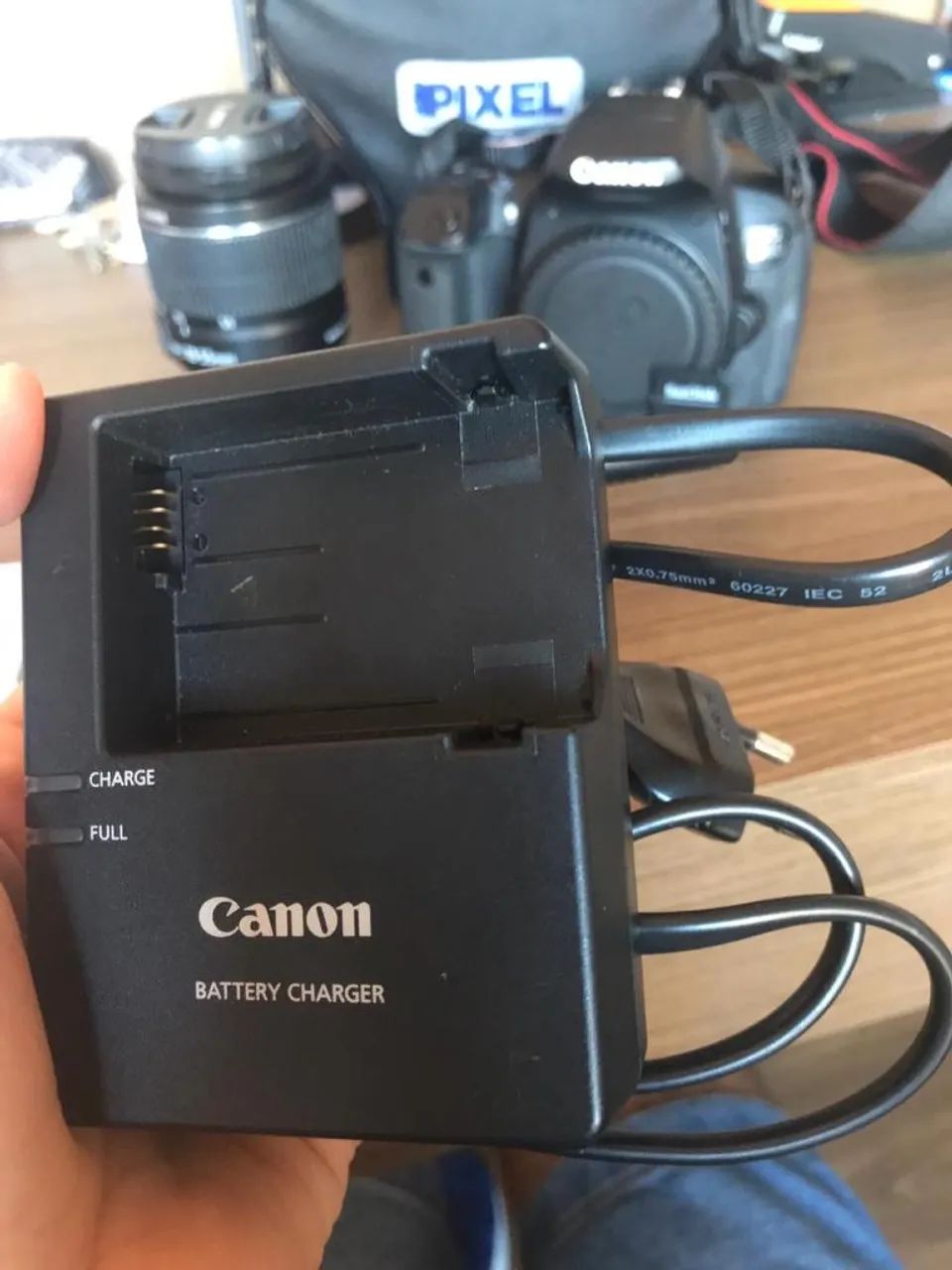 Canon T4i + Kit Completo  - Foto 4