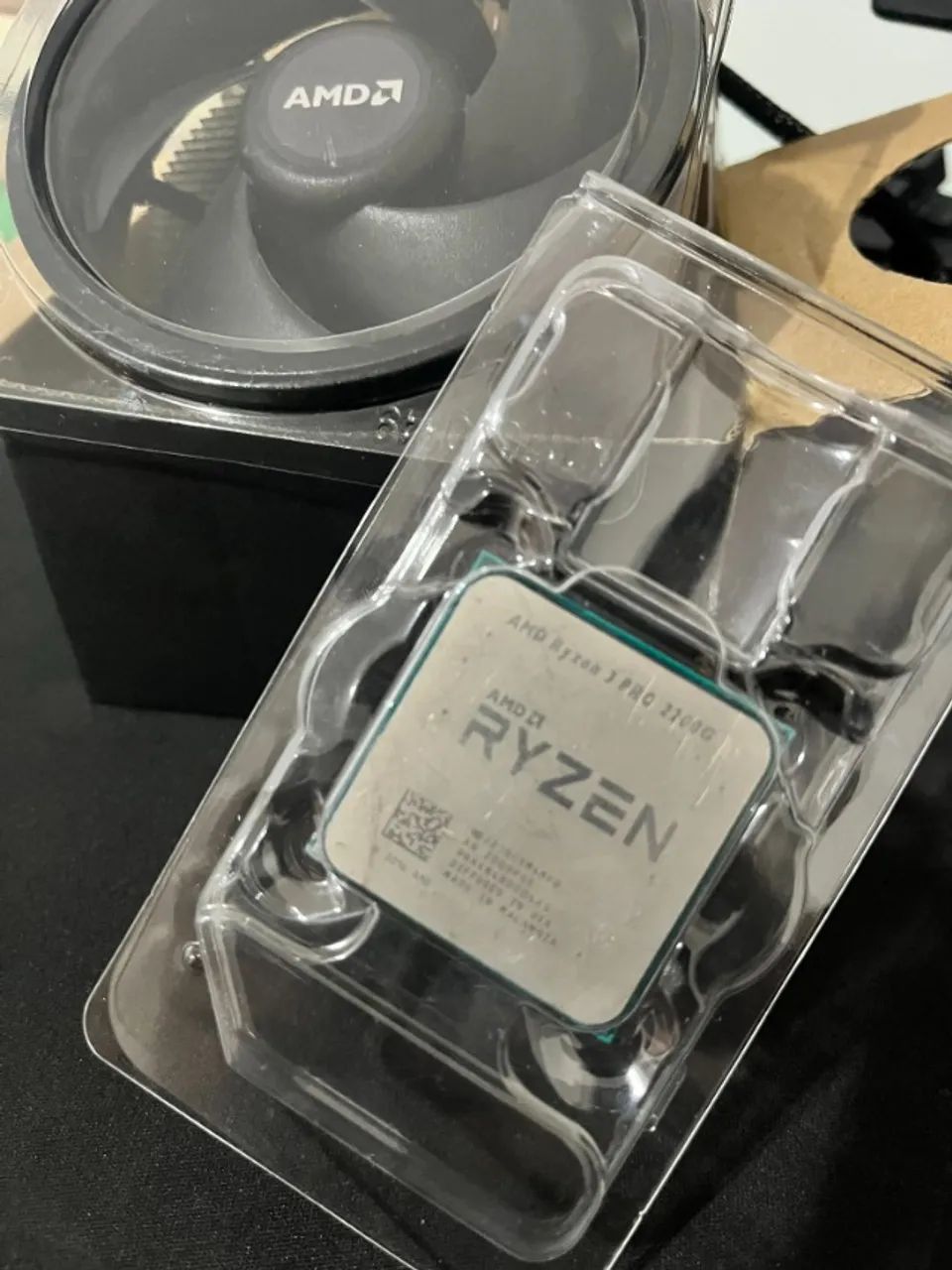 Processador AMD Ryzen 3 PRO 2200G + Cooler - Vídeo Integrado Vega 8  - Foto 3
