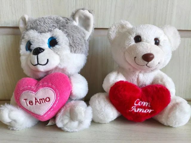 Lote  de Pelúcias 2  unidades Ursinho e Cachorro Love   itens   de colecionador  