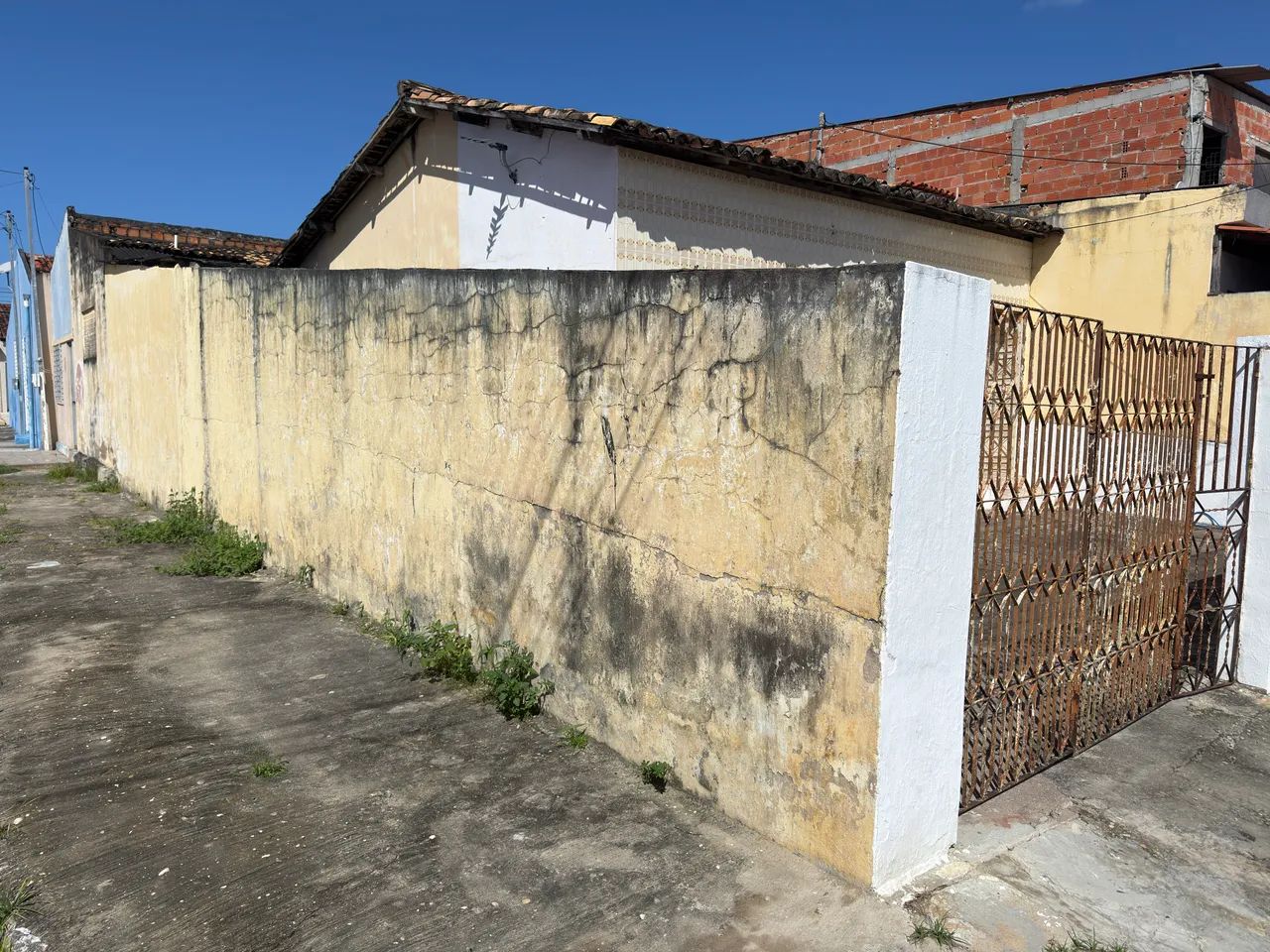Casa no Bugio de esquina, próximo ao final de linha  - Foto 3
