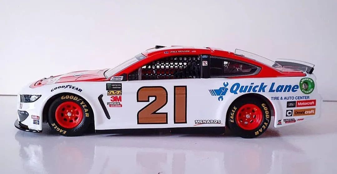NASCAR ミニカー　FORD 1/24 Ford Mustang 2019 Nascar, Paul Menard, 1:24, Lionel Racing
