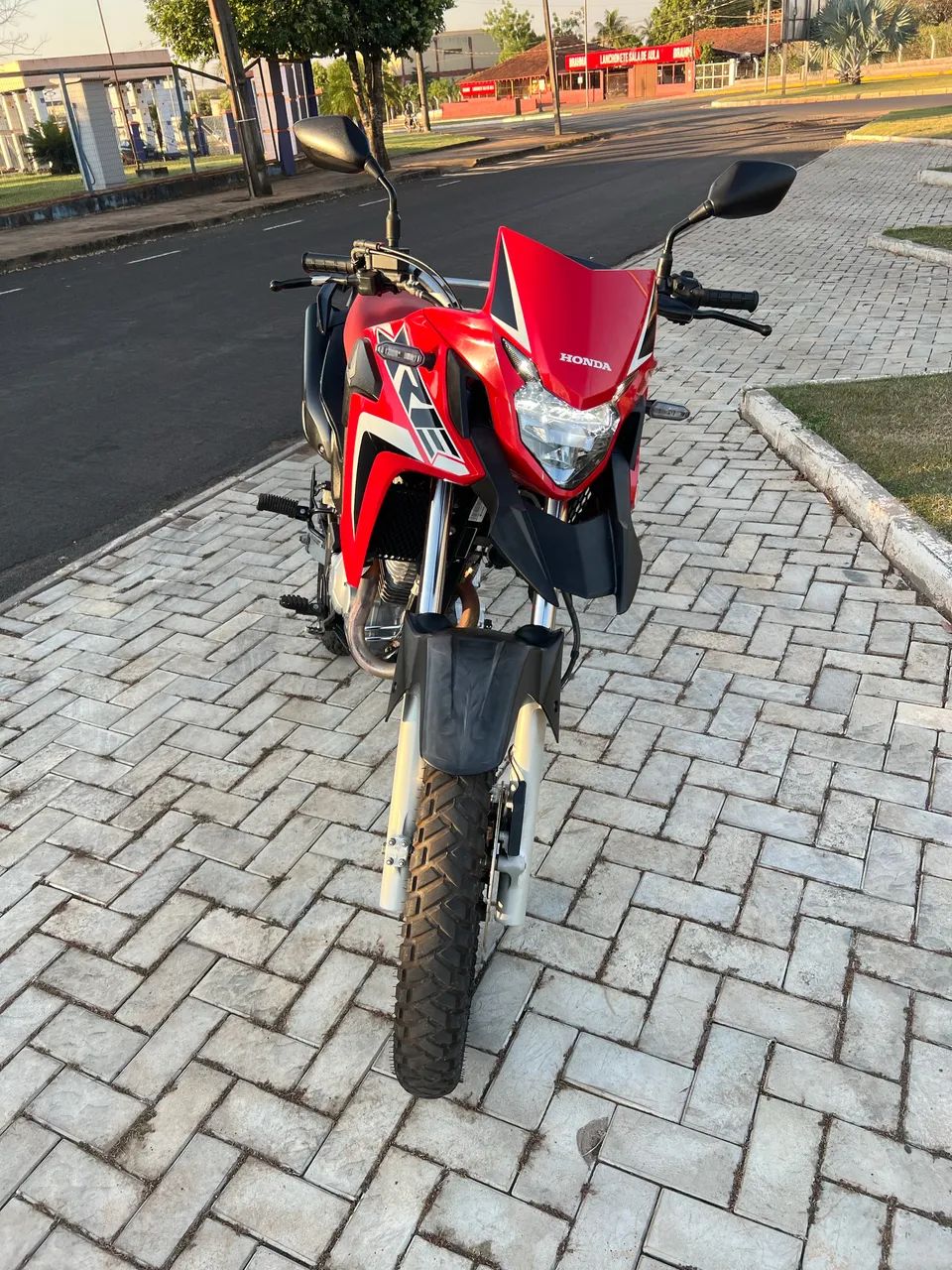 XRE 300 Rally  - Foto 2