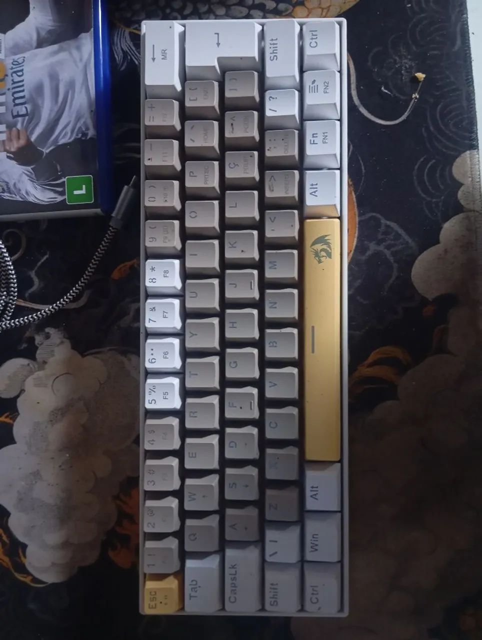 Teclado mecânico original em perfeito estado!!