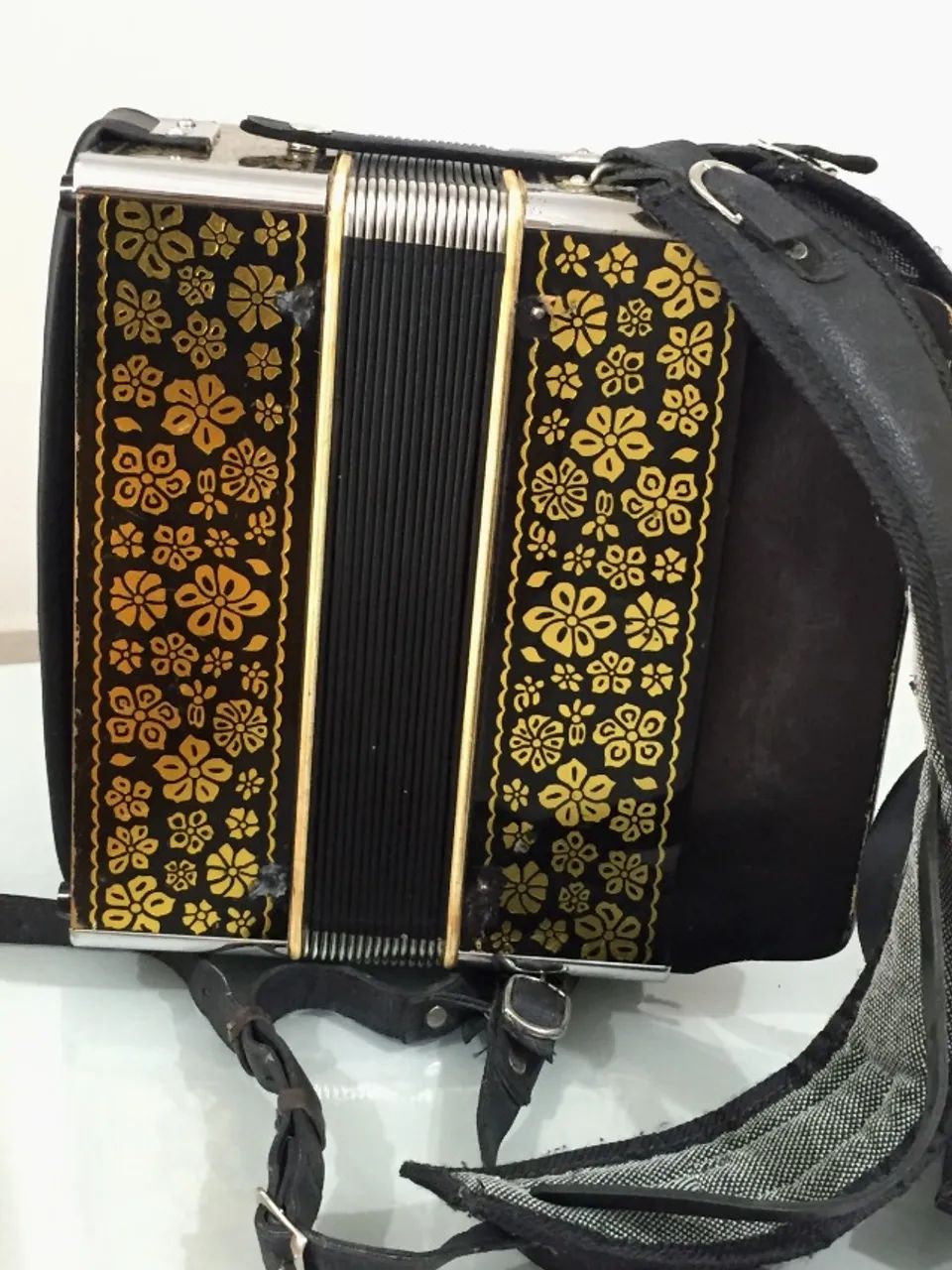 Acordeon Hering 8 baixos - Beija Flor - Foto 3