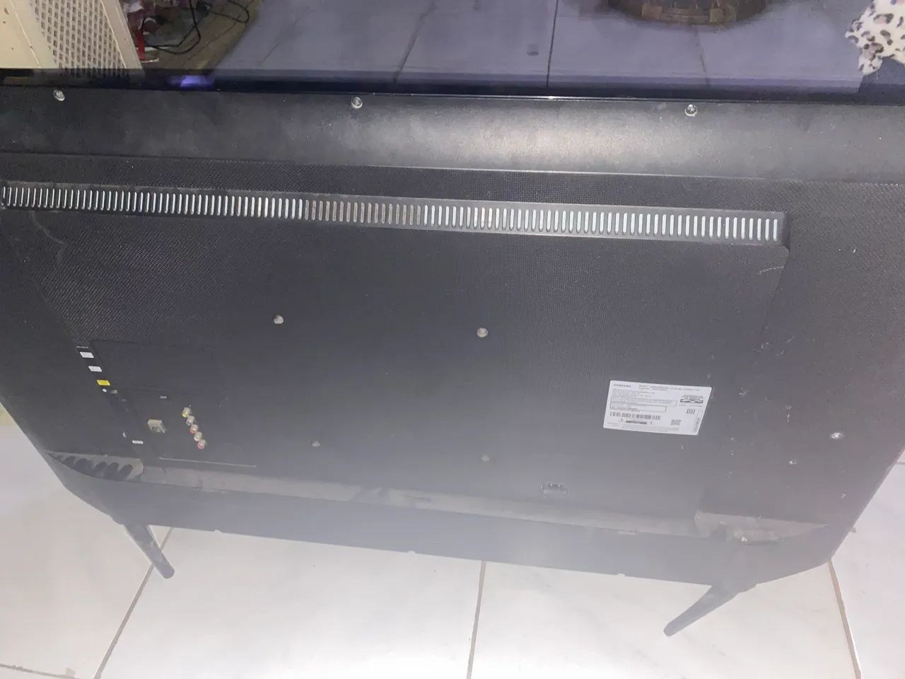 Tv para retirada de peças 