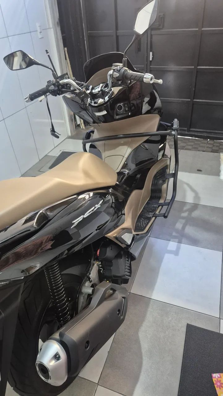PCX DLX ABS  - Foto 4