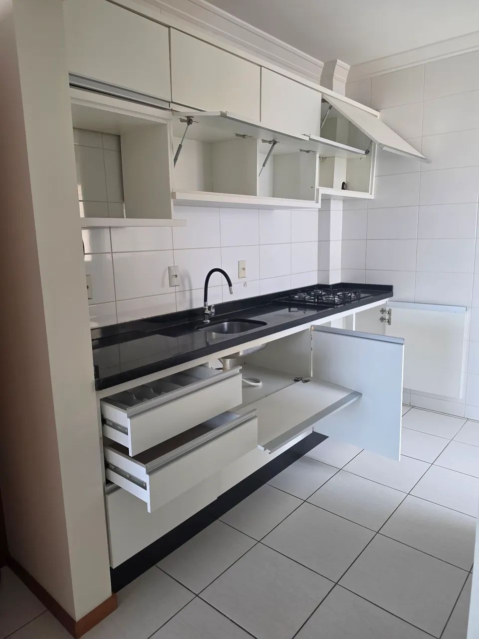 Apto 2 dormitorios c suite boulevard itaguacu - Foto 3