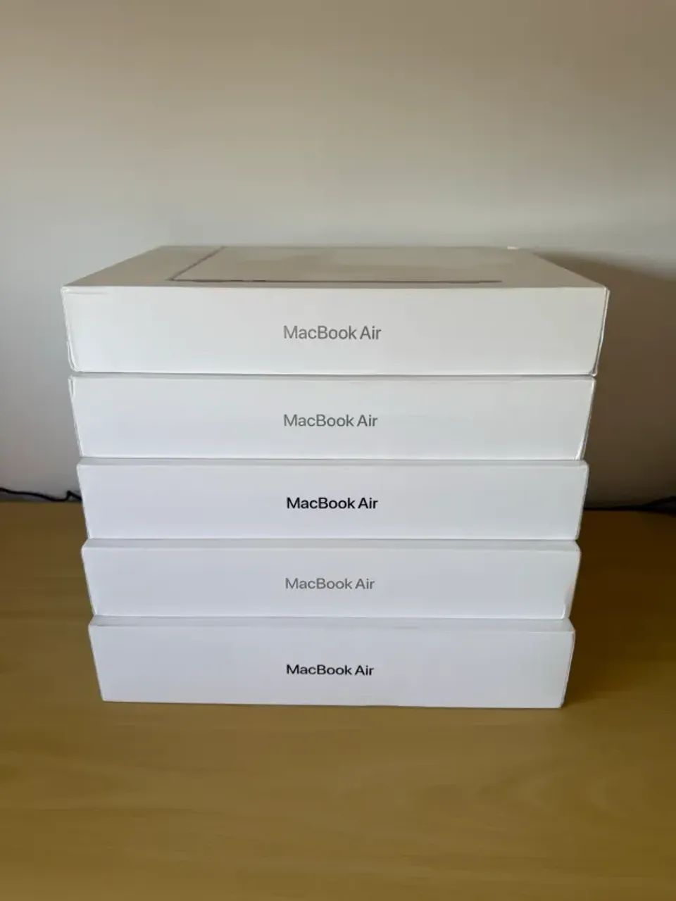 MacBook Air 13 M4 32gb 2TB Lacrado 1 ano de garantia Apple