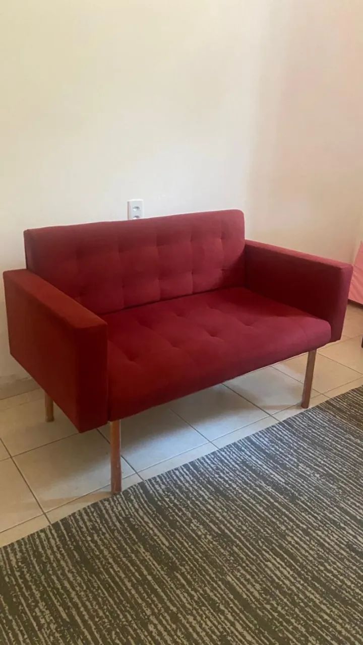POLTRONAS VERMELHAS EM ÓTIMO ESTADO, APENAS 6 MESES DE USO! 