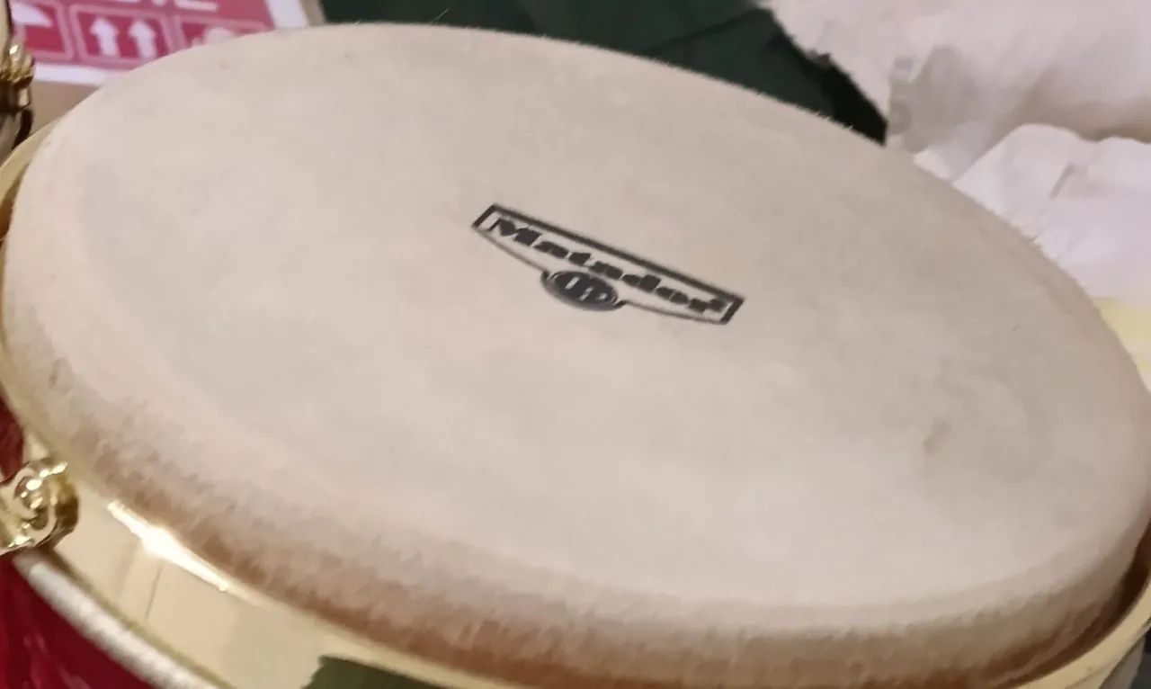 VENDO DUAS PELES DE BONGÔ MATADOR  - Foto 3