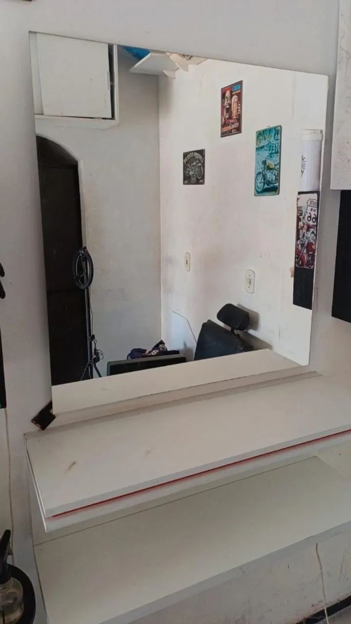 Bancada com espelho 
