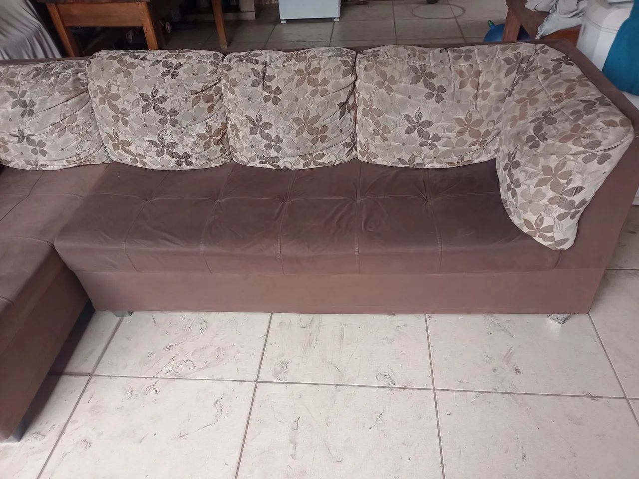 Sofá em L 5 lugares - Foto 4