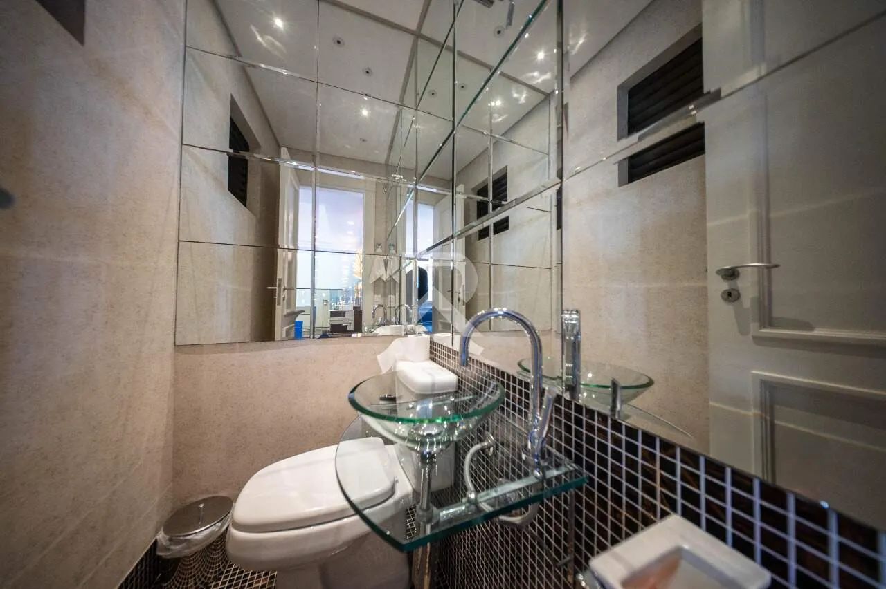 Cobertura Semi Mobiliada com Deck, Jacuzzi, 3 quartos e 221m2 para locação - Água verde, C - Foto 6