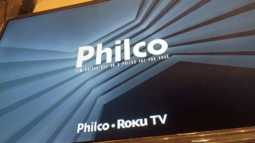 SMART TV PHILCO 32 POLEGADAS HD HDR! sistema Roku TV DE 2024 - Foto 2