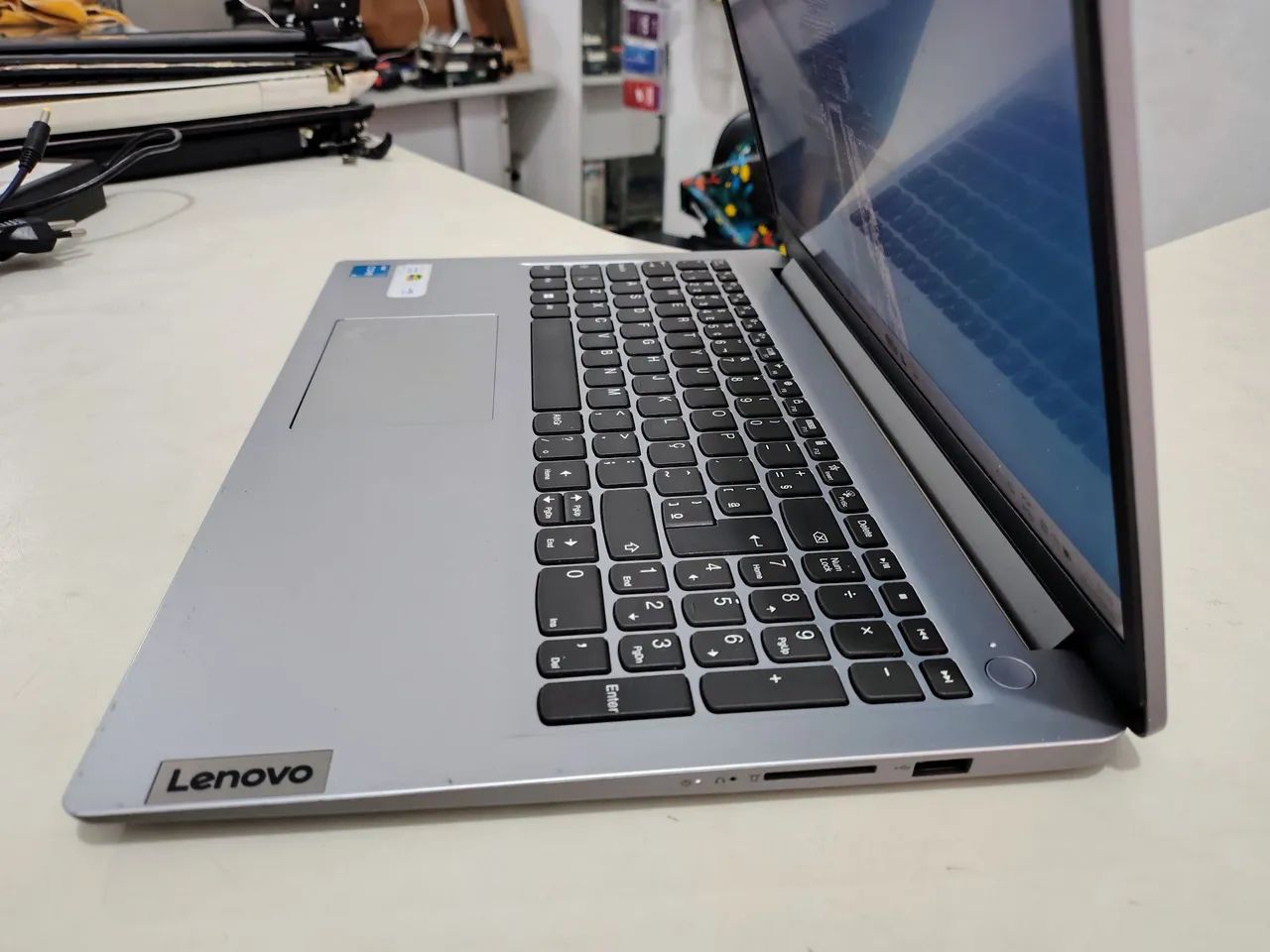 Notebook Lenovo Core i3 12th, 8 RAM DDR4, 256 GB Nvme, tela 15.6 polegadas  - Foto 3