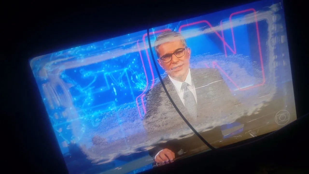 Tv Philips 43' com conversor incluso  - Foto 2