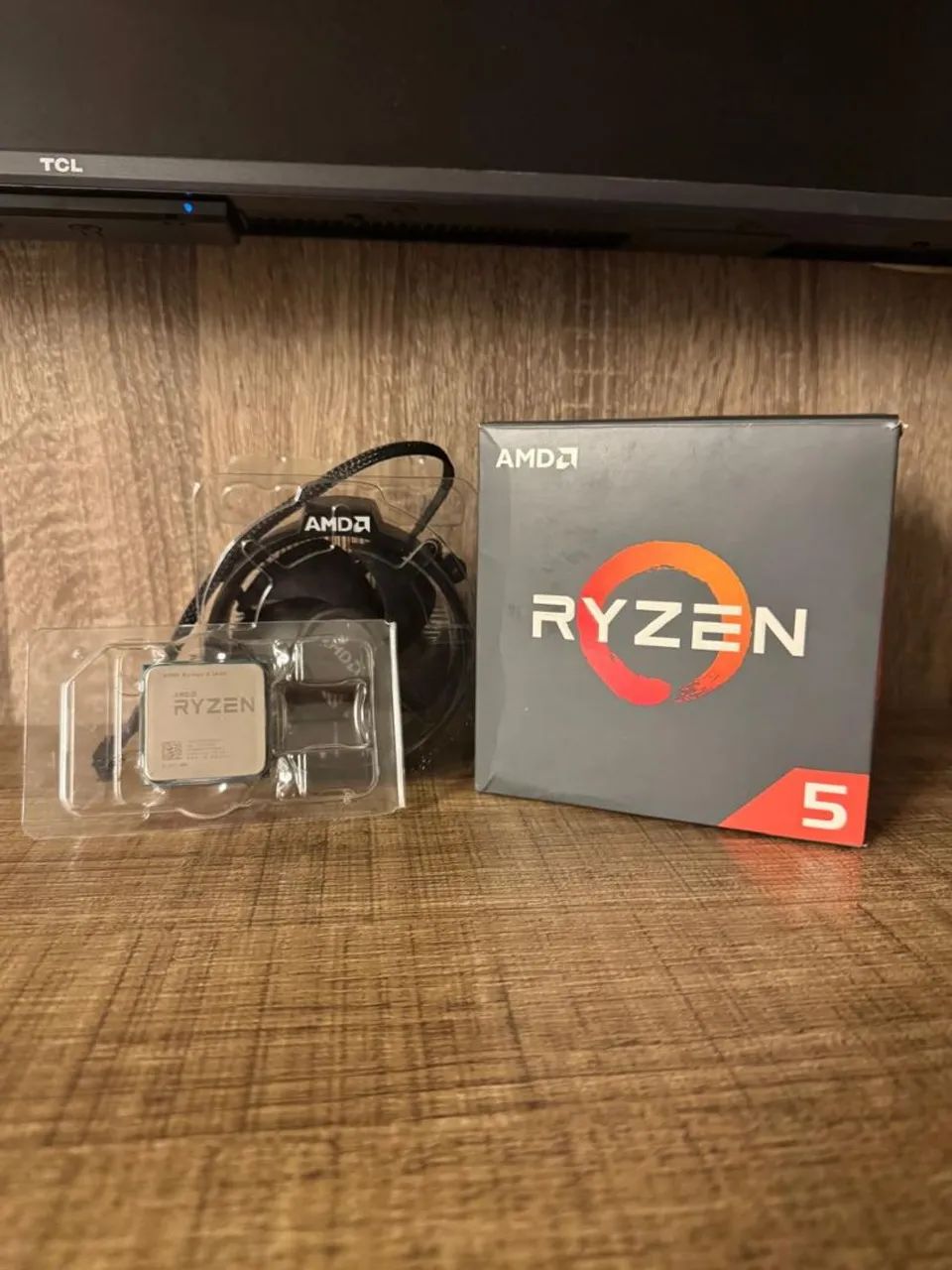 Processador AMD Ryzen 5 1600 - 6 Núcleos / 12 Threads
