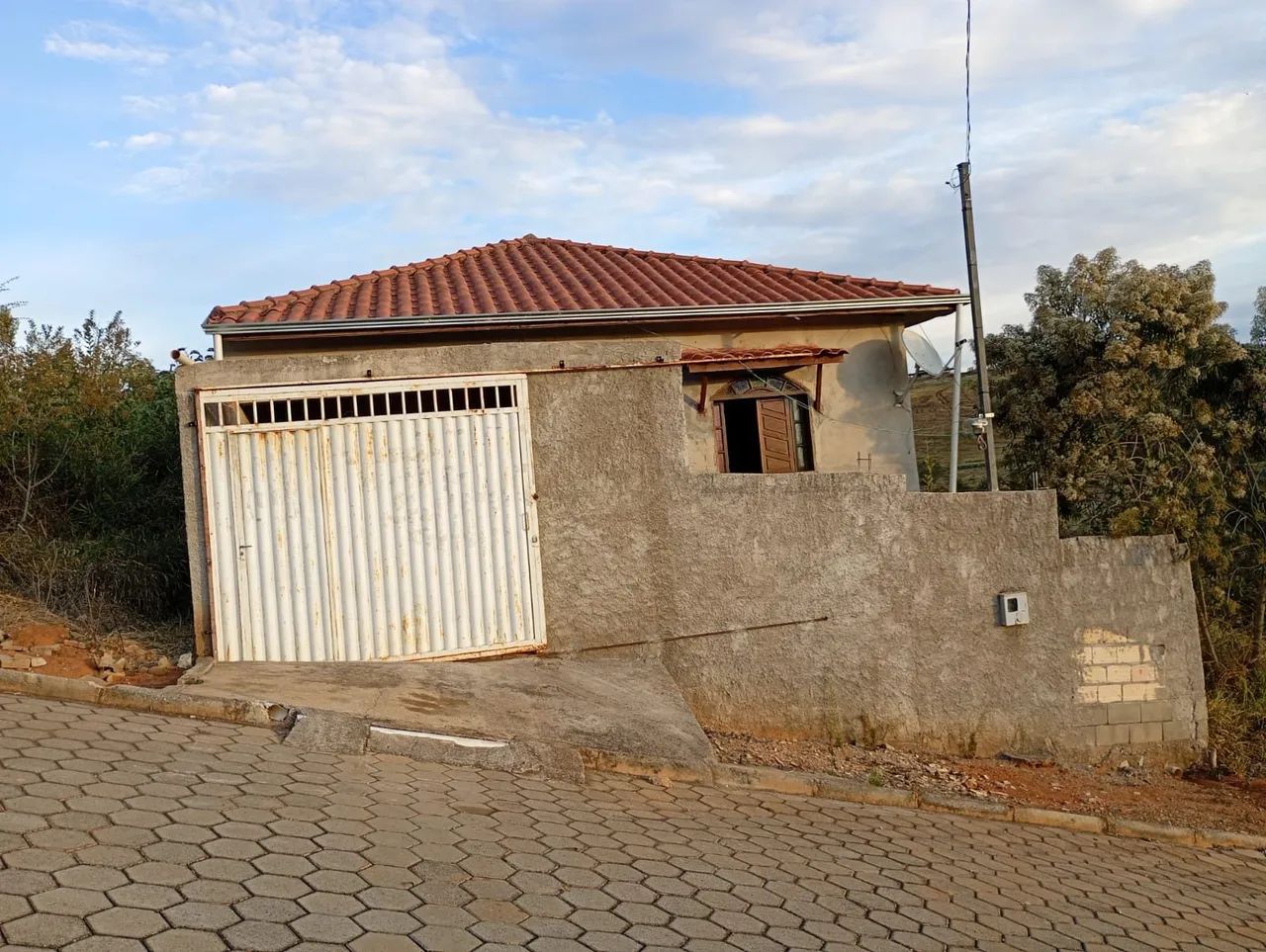 VENDE CASA - DESTERRO DE ENTRE RIOS/MG - Foto 2