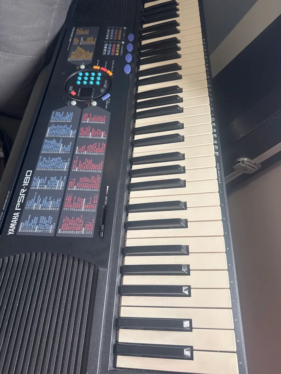 Teclado Yamaha PSR 180 - Foto 3