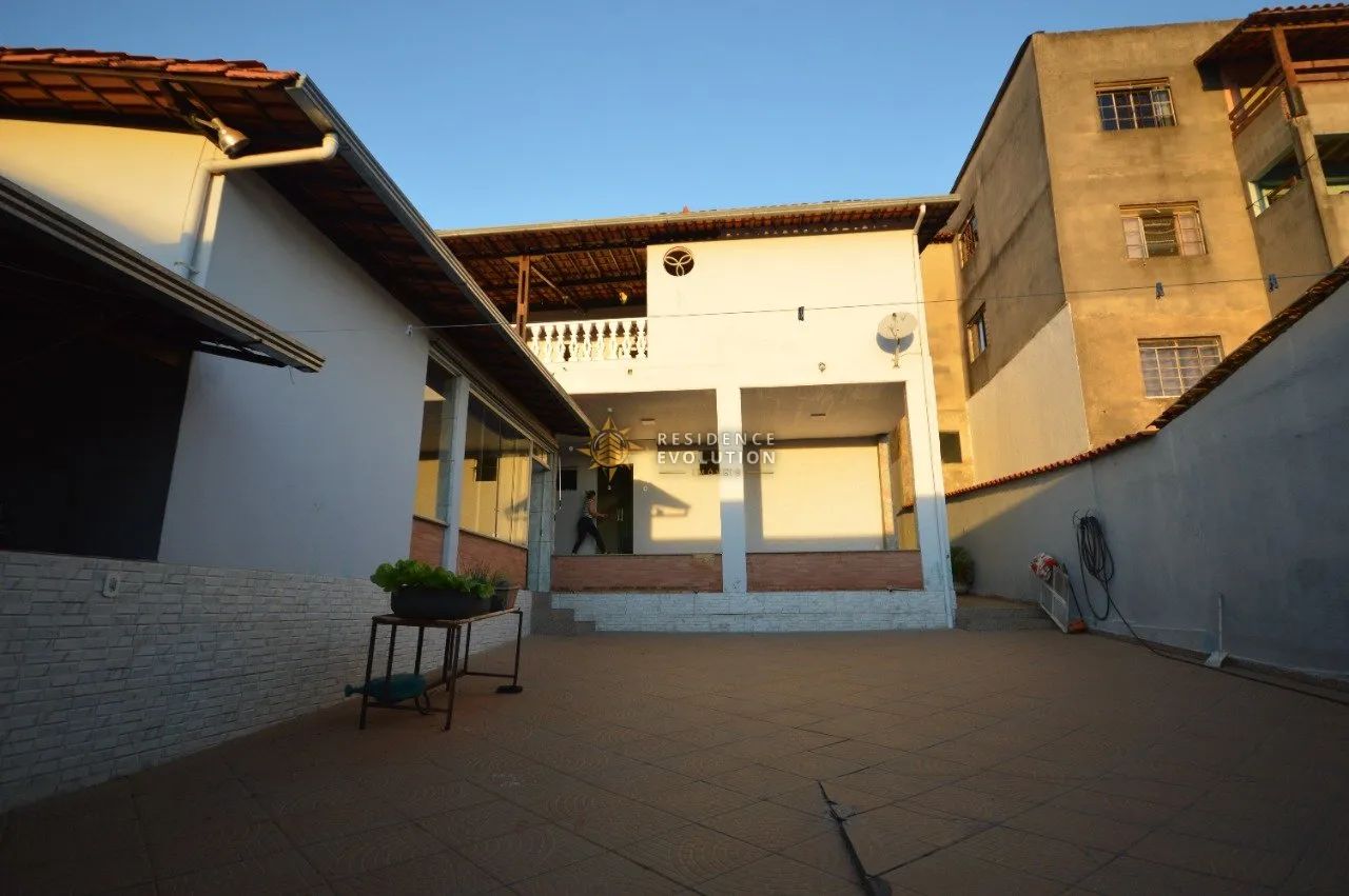 Linda Casa 4 Quartos | 4 Vagas | Suíte - Sinimbu - Foto 5