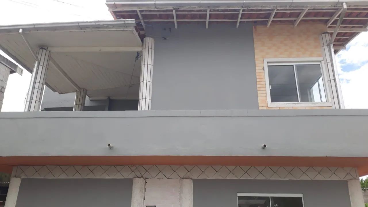 Casa 2 pisos em Laguna 