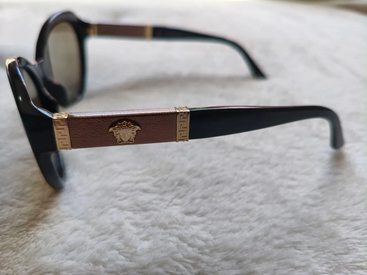 Óculos de Sol Versace Original - Luxo e Estilo  - Foto 4