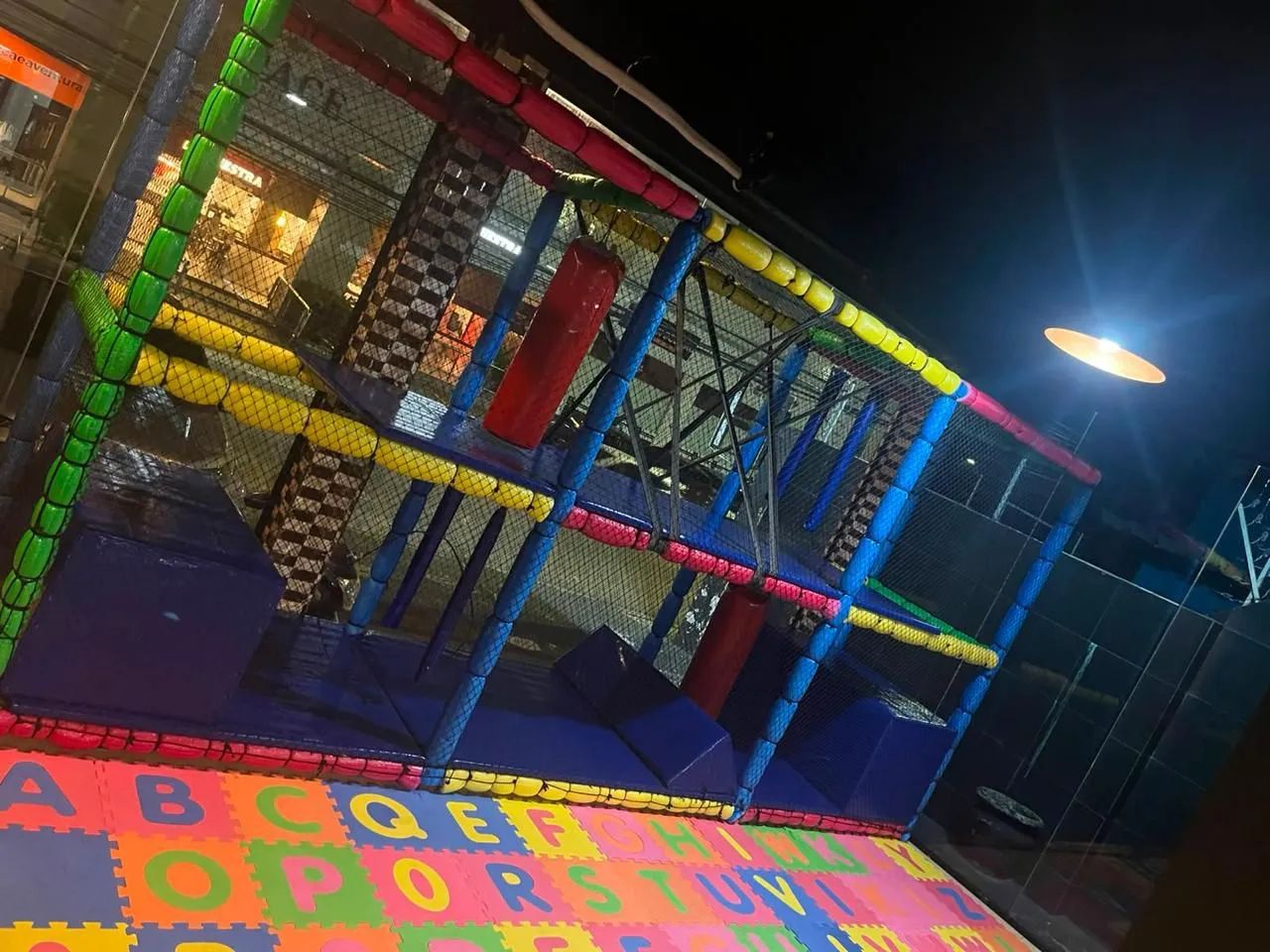 Brinquedo playground 