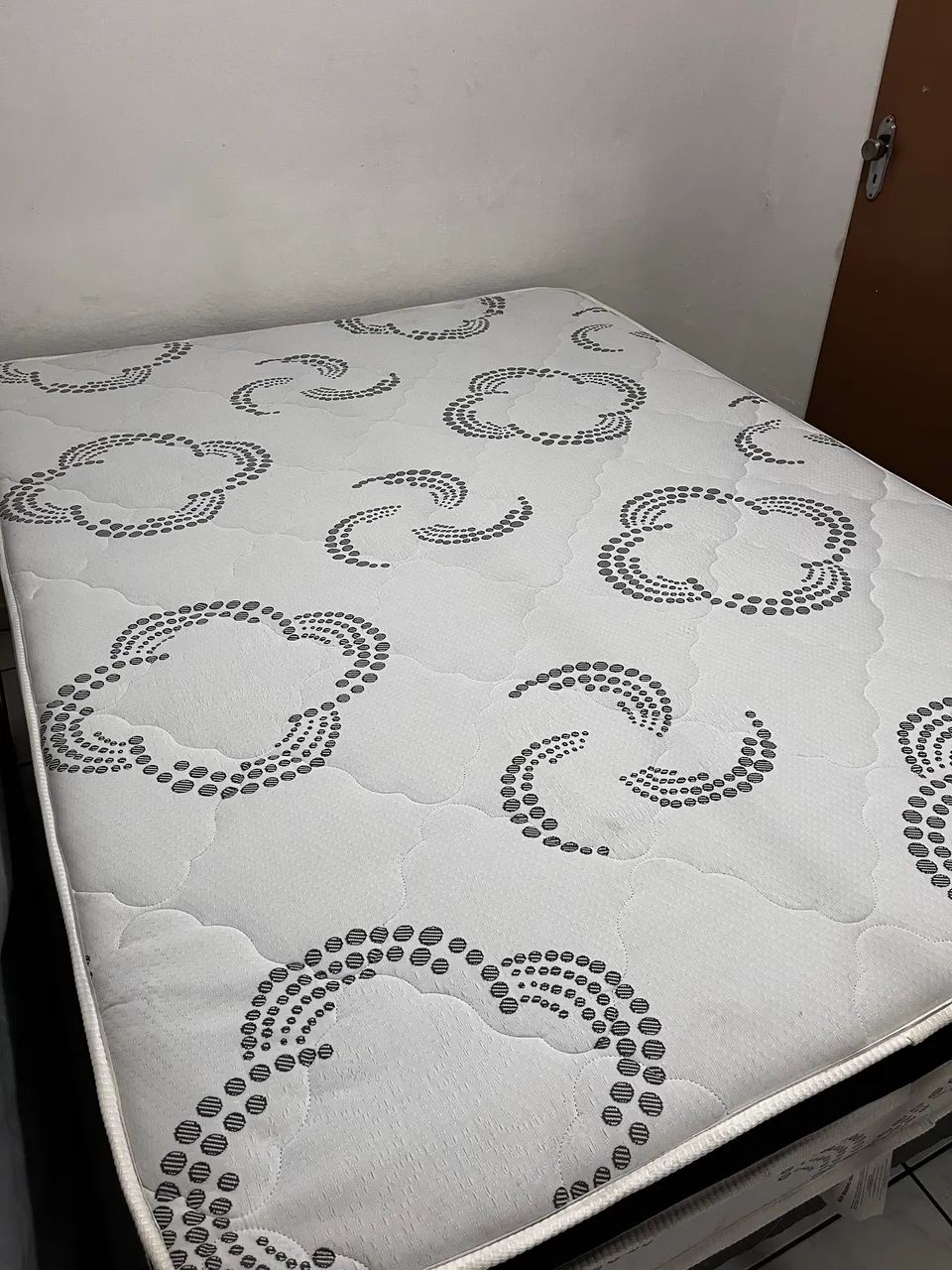 Colchão seminovo - Foto 2