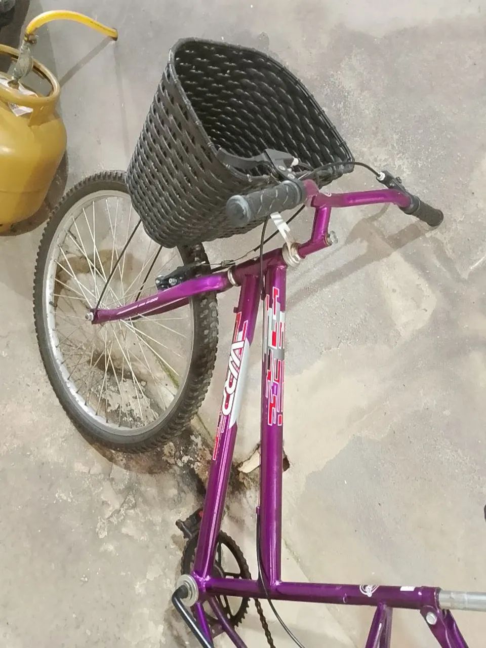 Vendo bicicleta semi nova  - Foto 3
