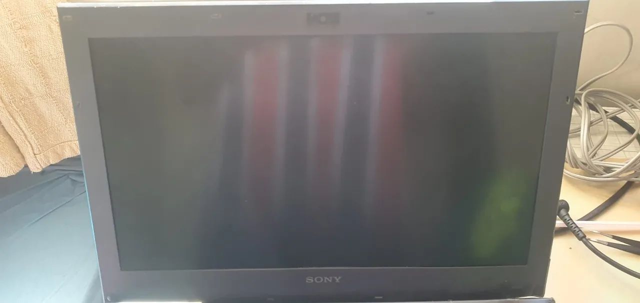 Vendo notebook Sony Vaio para aproveitar peças  - Foto 4