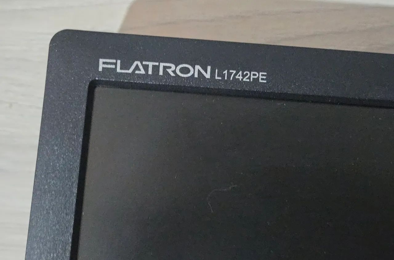 Monitor LCD LG 17" - Foto 3