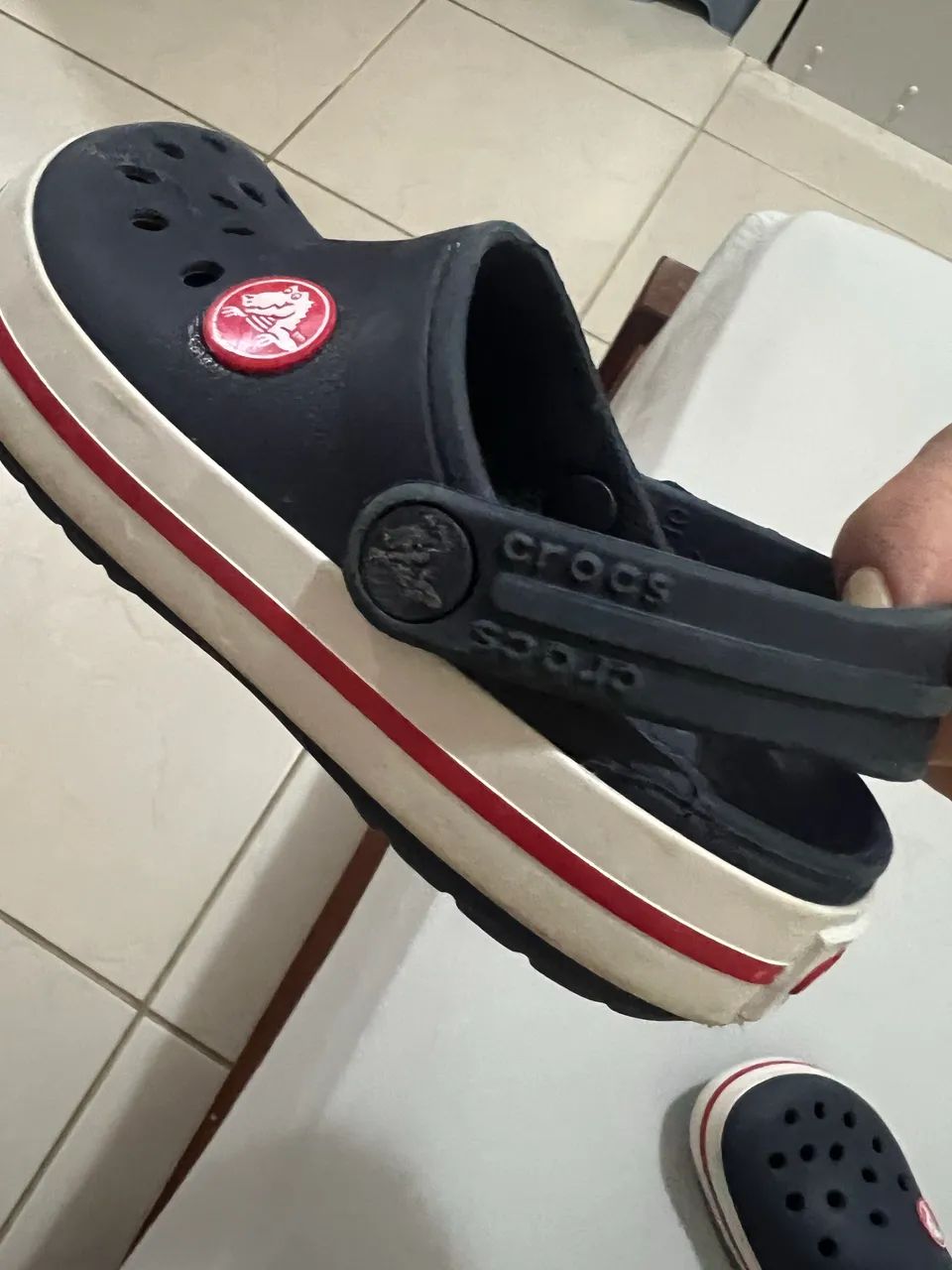 Sandália Crocs - Foto 5