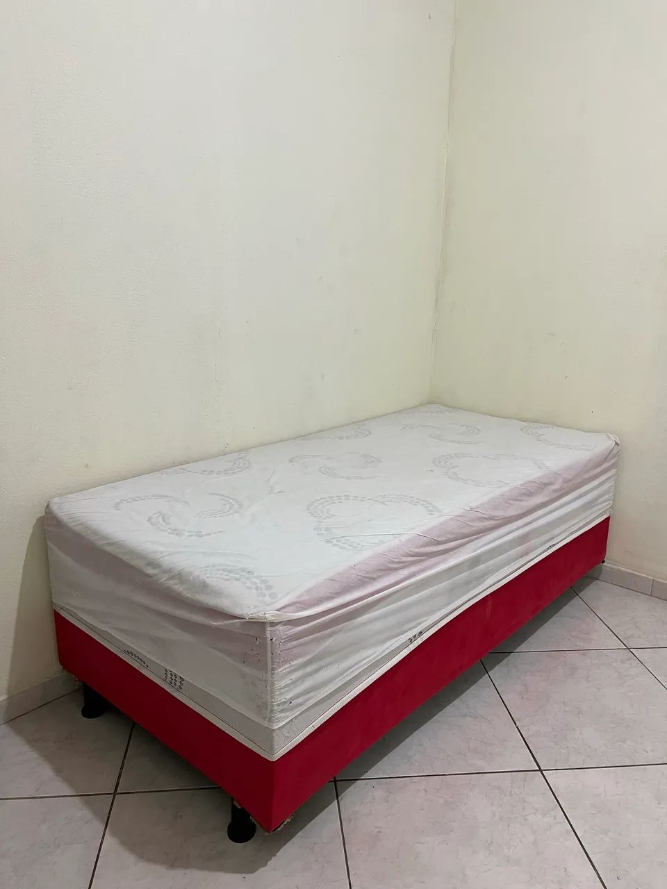 VENDO CAMA BOX (solteiro)