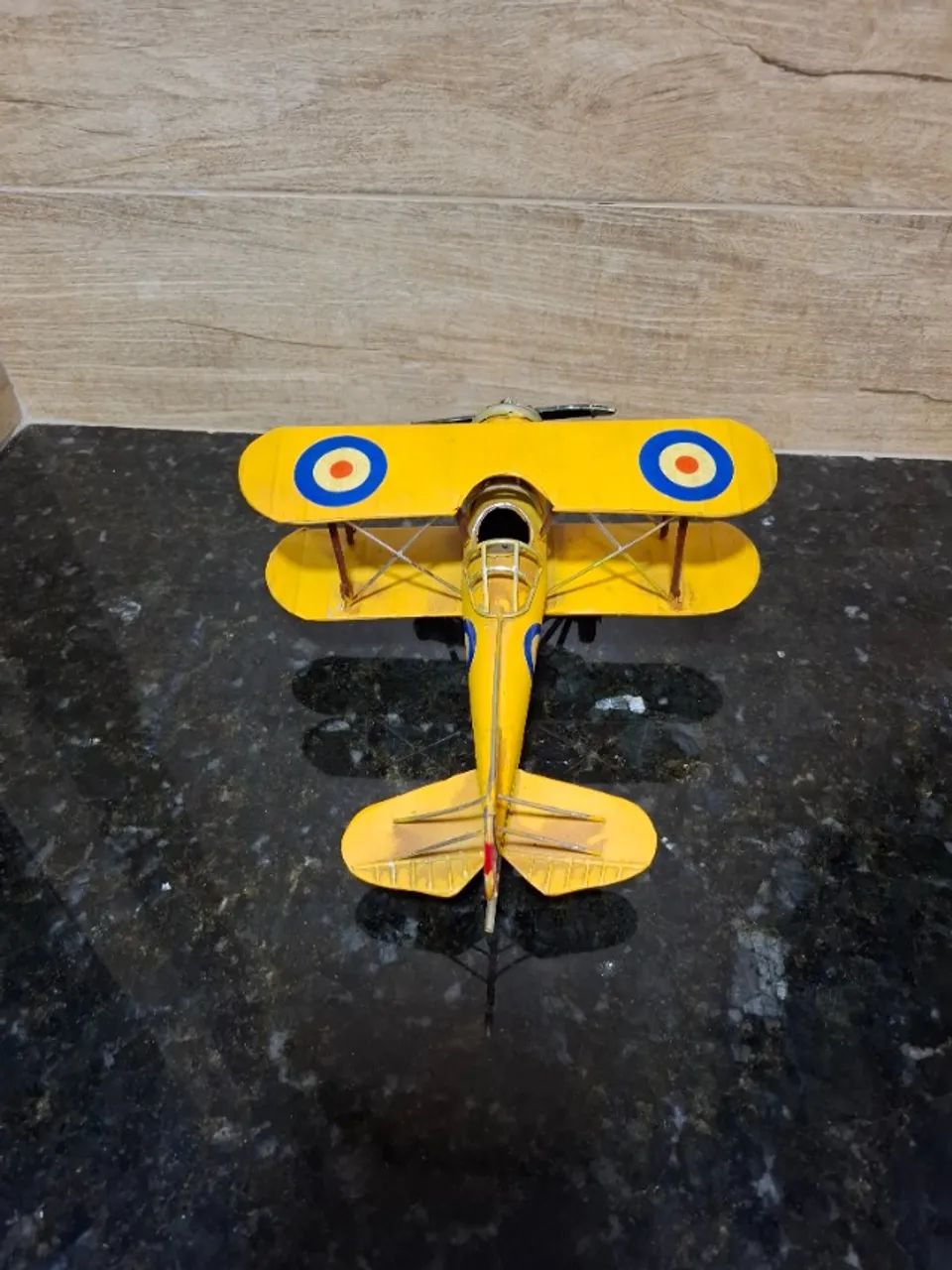 AVIÃO BIPLANO VINTAGE 25CM AMARELO - Foto 4