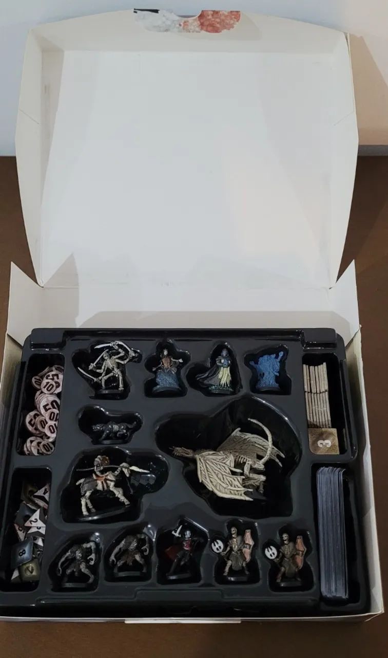 Dungeon Command Curse of Undeath - jogo de tabuleiro - Foto 3