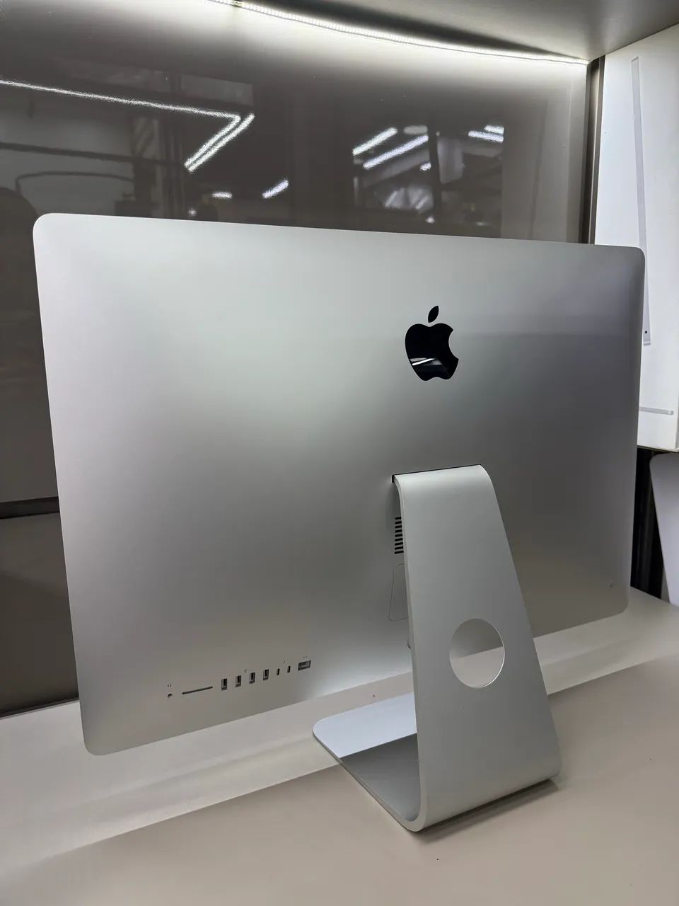 Macデスクトップ iMac 2017 iMac Pro, o Mac mais poderoso, chega em dezembro - Apple (BR)
