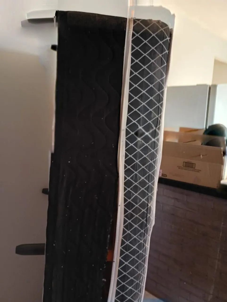 Vendo duas camas box solteiro!  - Foto 4