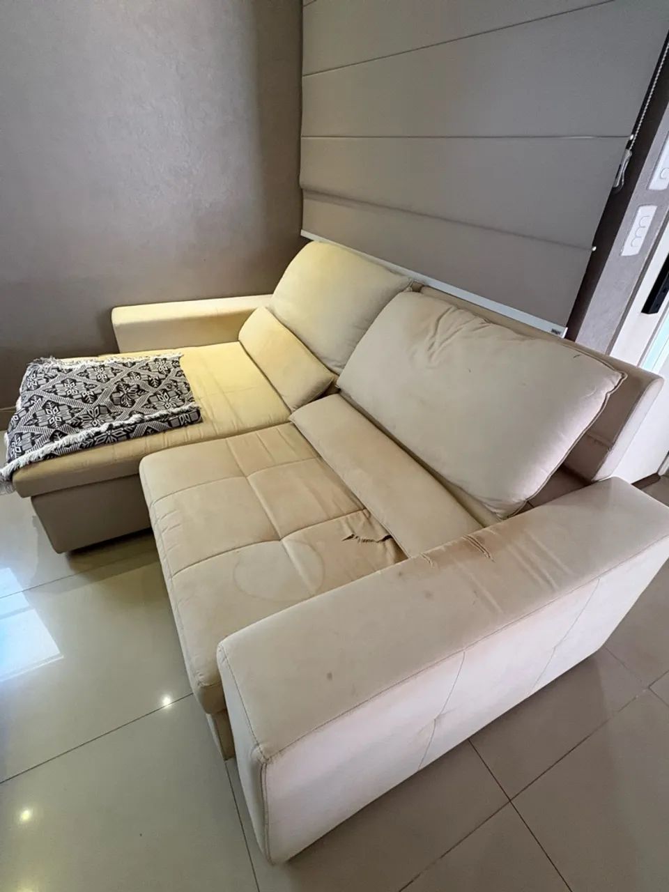 Sofá Todeschini com chaise