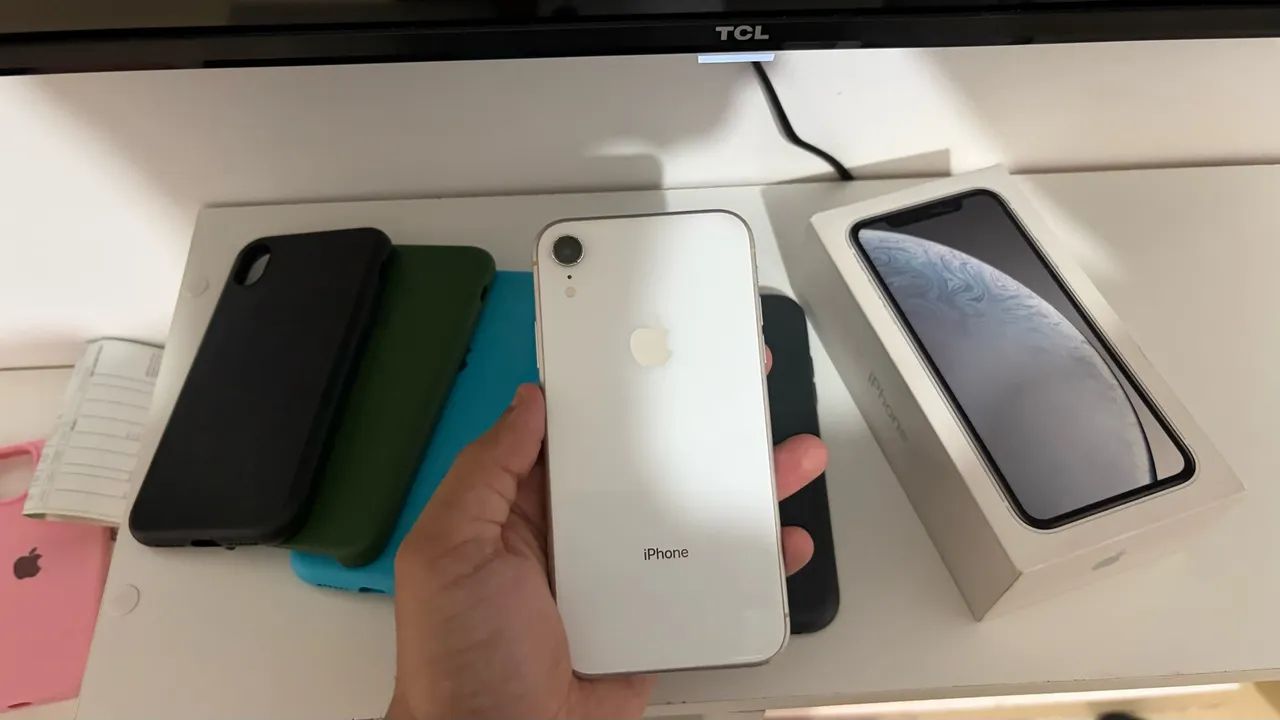 iPhone XR 128GB Branco  - Foto 3